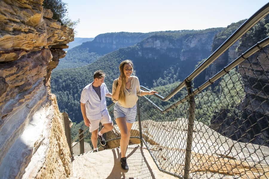 Sydney: Waterfall Bushwalk and Blue Mountain Sunset Day Trip - Blue Mountains National Park and the eucalyptus bush