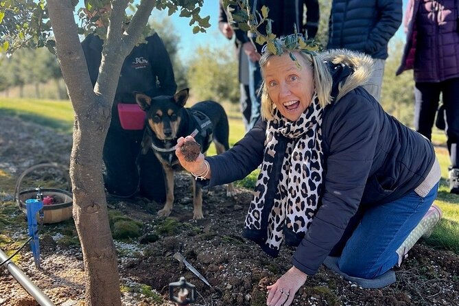 Truffle Hunt and Taste Experience in Oberon, NSW Australia - Returning to the lodge for the serious eating