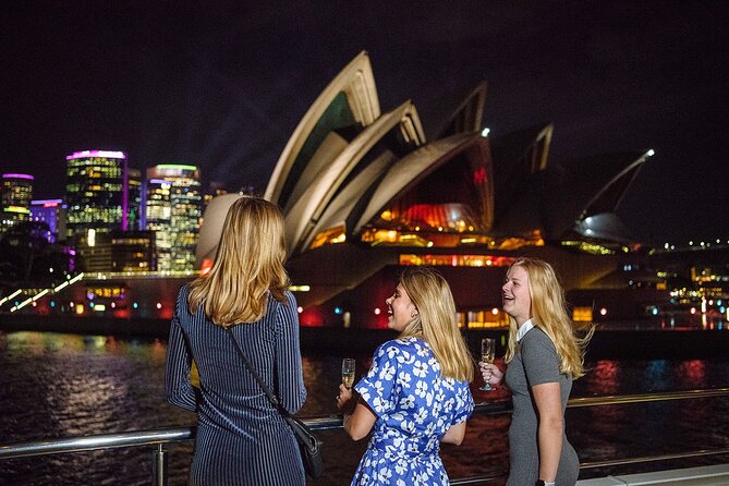 Vivid Sydney Lights and Fireworks Sightseeing Cruise - What the 1-hour-40-minute format feels like