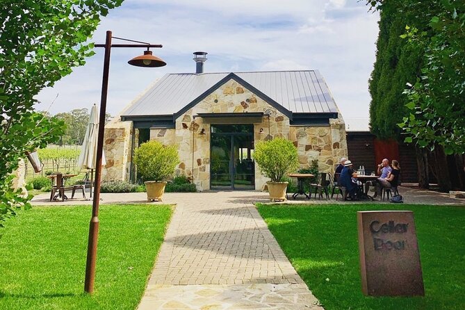 Waves Waterfalls and Wineries Full-Day Southern Highlands Private Tour - Boutique winery lunch in the Southern Highlands